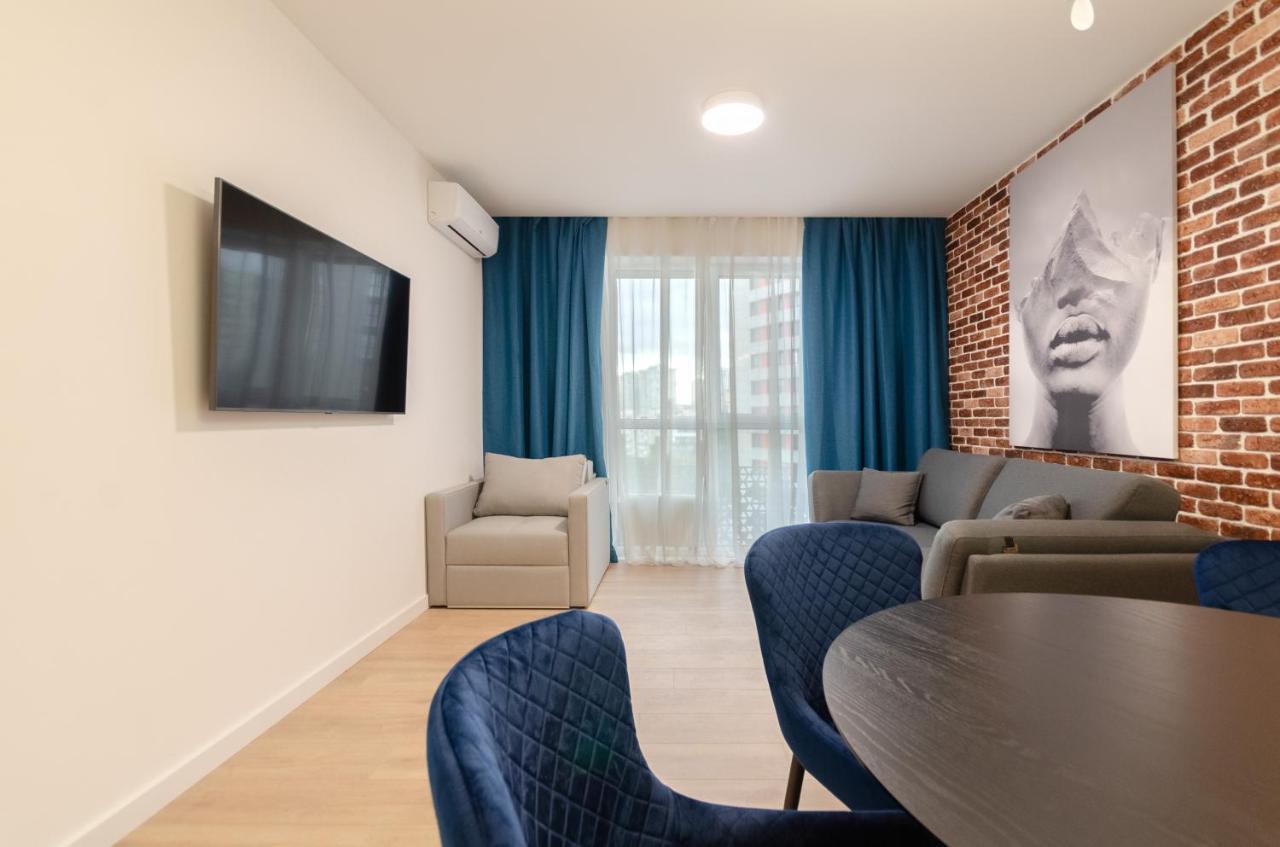 Petrovdom 12-95 Loft Apartments At Rc Kvartet, 16Г Vasyl Lypkivskyi Street Kiev Luaran gambar