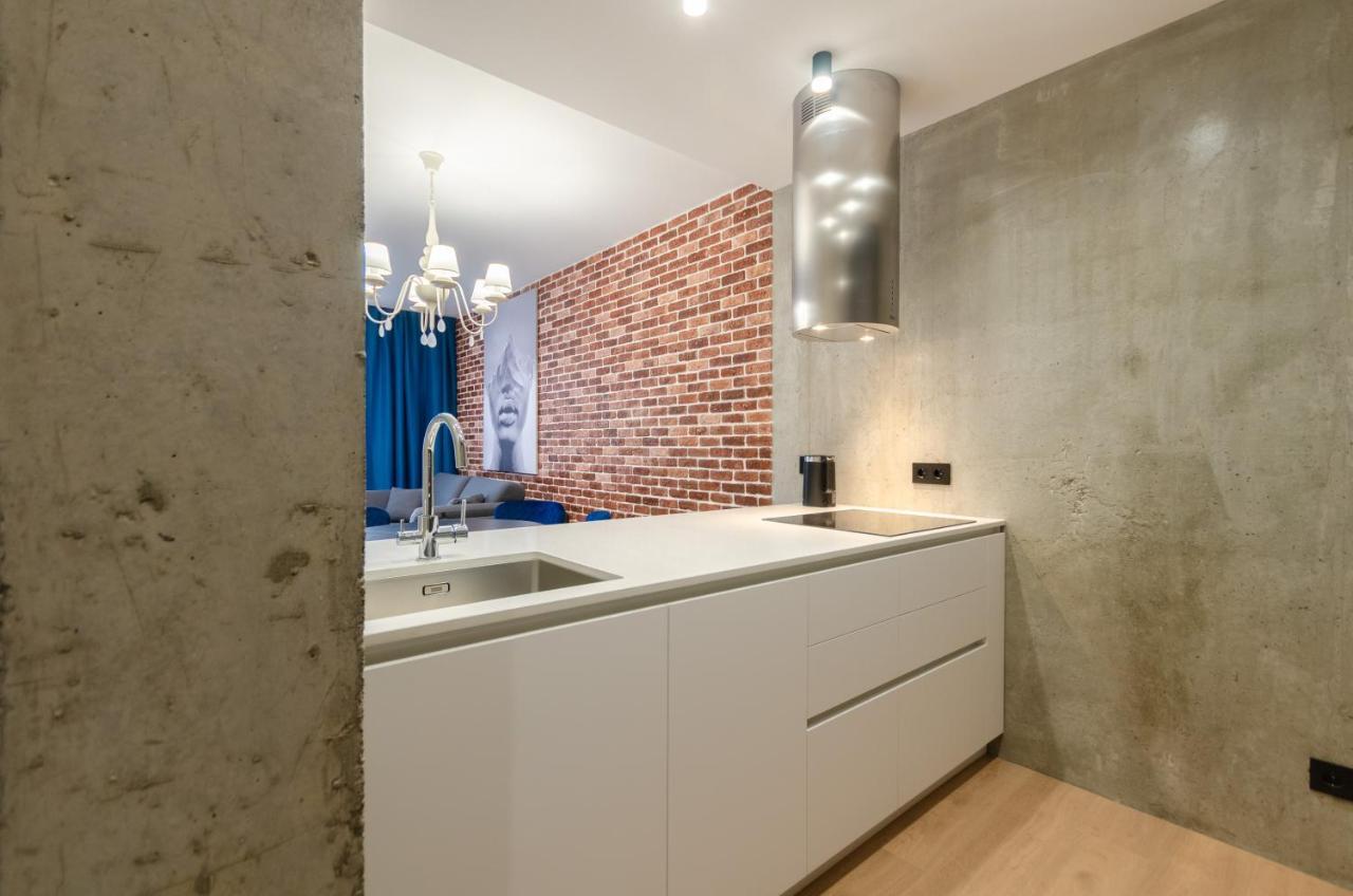 Petrovdom 12-95 Loft Apartments At Rc Kvartet, 16Г Vasyl Lypkivskyi Street Kiev Luaran gambar