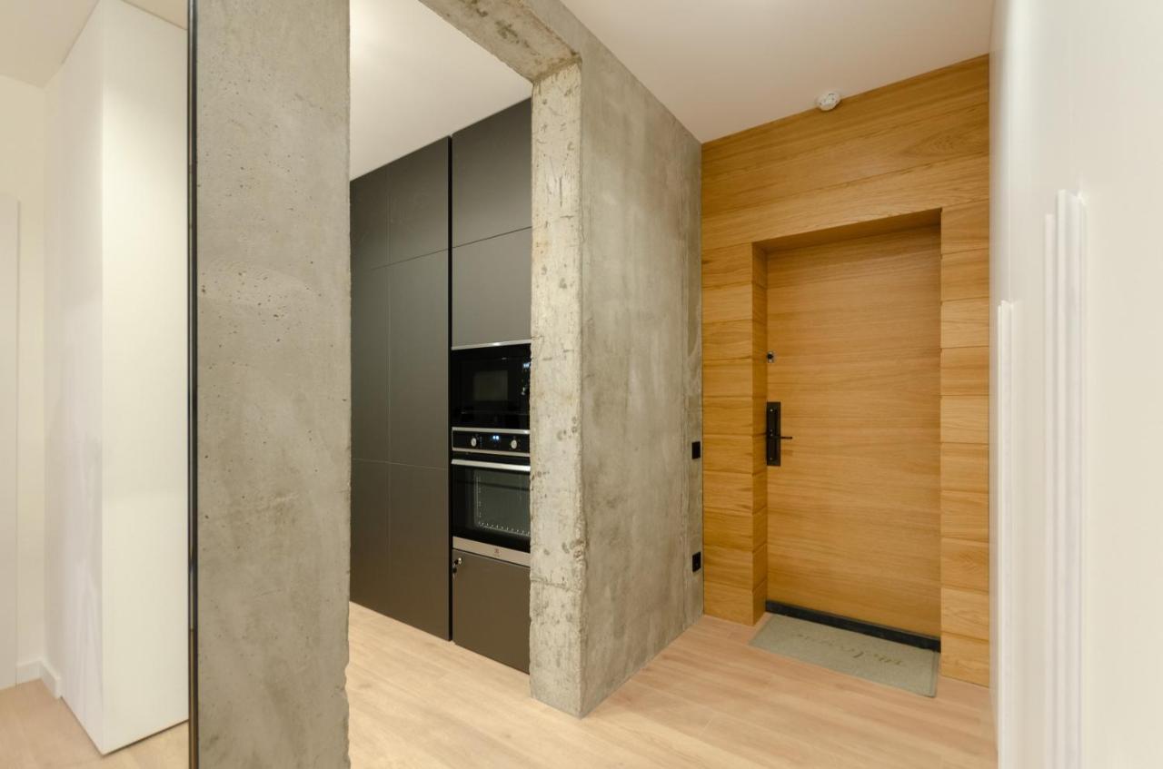 Petrovdom 12-95 Loft Apartments At Rc Kvartet, 16Г Vasyl Lypkivskyi Street Kiev Luaran gambar