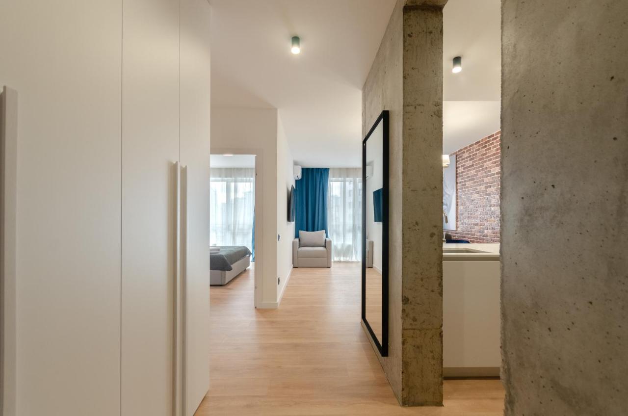 Petrovdom 12-95 Loft Apartments At Rc Kvartet, 16Г Vasyl Lypkivskyi Street Kiev Luaran gambar