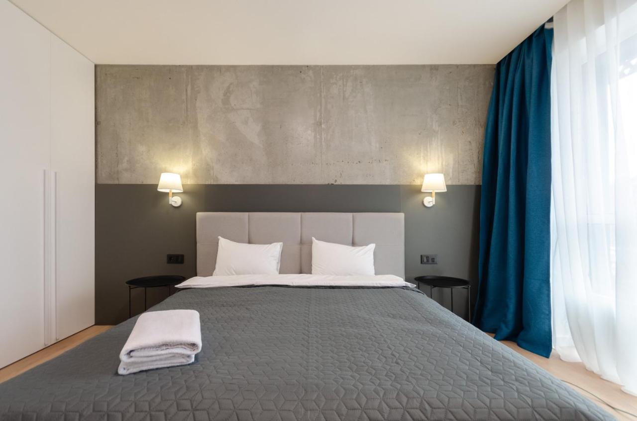 Petrovdom 12-95 Loft Apartments At Rc Kvartet, 16Г Vasyl Lypkivskyi Street Kiev Luaran gambar