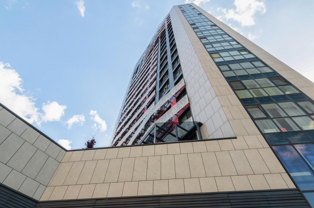 Petrovdom 12-95 Loft Apartments At Rc Kvartet, 16Г Vasyl Lypkivskyi Street Kiev Luaran gambar