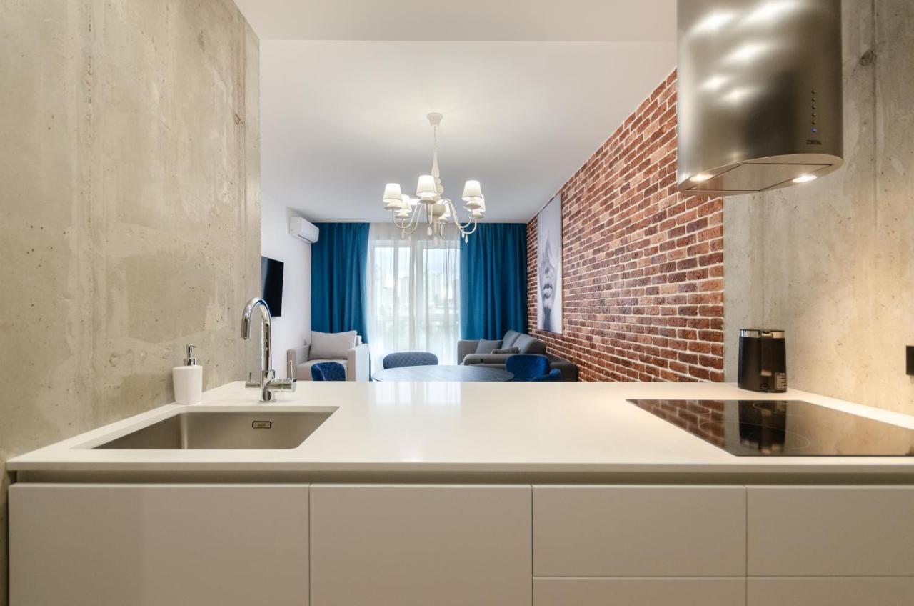 Petrovdom 12-95 Loft Apartments At Rc Kvartet, 16Г Vasyl Lypkivskyi Street Kiev Luaran gambar